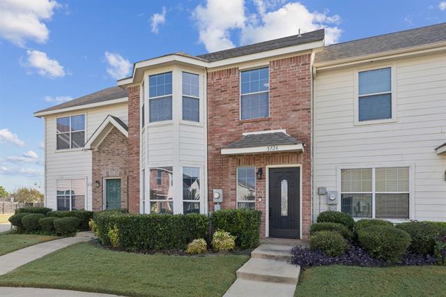 Building Photo - 5724 Giddyup Ln