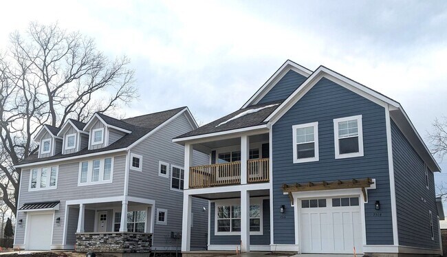 Building Photo - Two Bedroom | Two Bath in Ada, MI