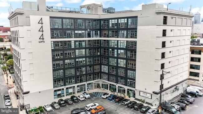 Building Photo - 444 N 4th St