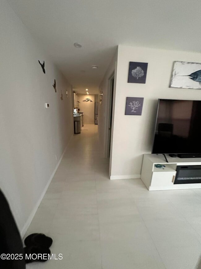 Building Photo - 106 Wallace St