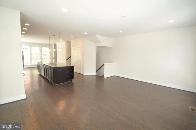 Building Photo - 408 Stabler Ln