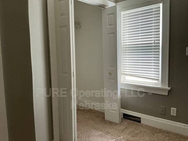 Building Photo - 4182 Wakeley St