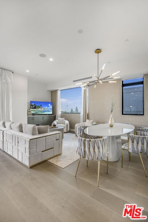 Building Photo - 10563 Ashton Ave