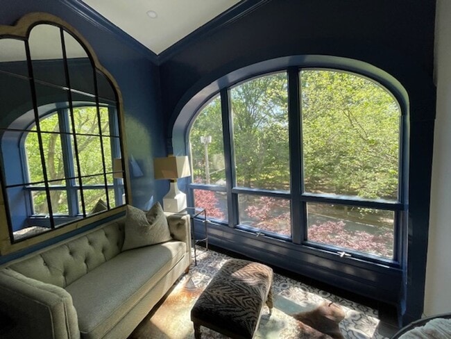 Building Photo - Stunning Furnished 3 Bedroom 3 Bath Condominium ON Piedmont Park!