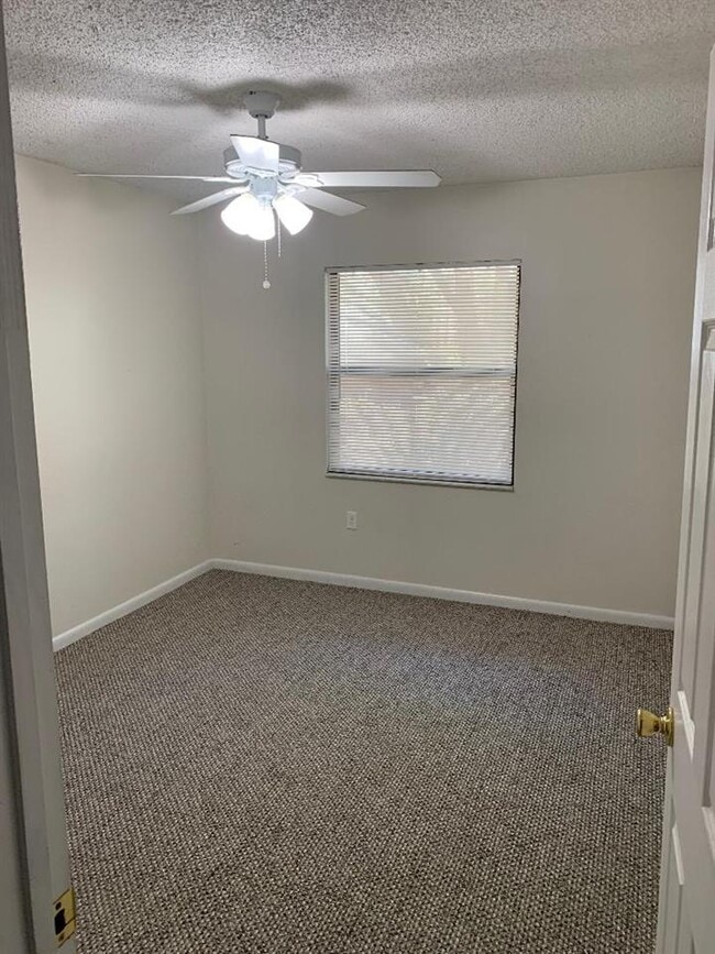 Building Photo - 137 Nautilus Rd