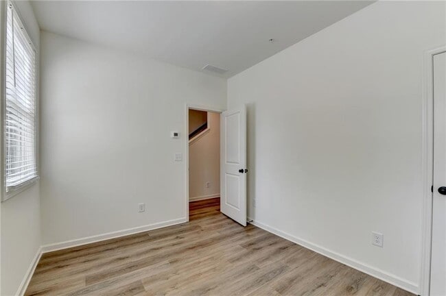 Building Photo - 430 Argosy Pk Cir