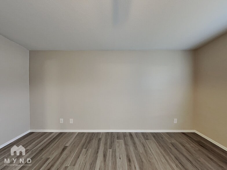 Building Photo - 1633 Lefty Garcia Way