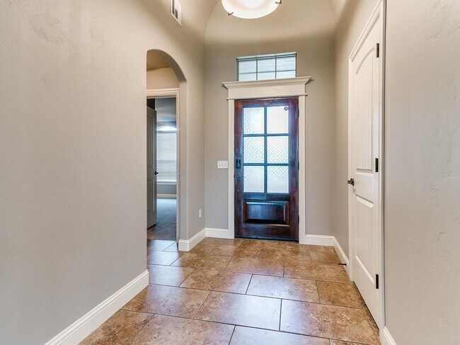 Building Photo - 4817 Arbuckle Dr