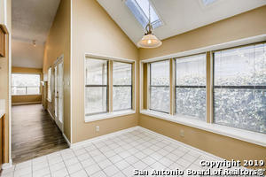 Building Photo - 8826 Lost Woods