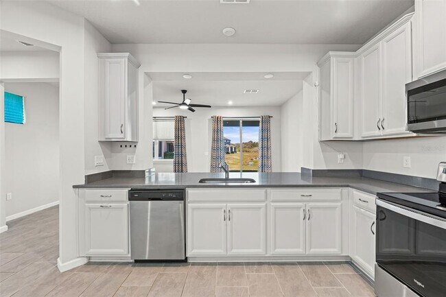 Building Photo - 11815 Sky Acrs Ter