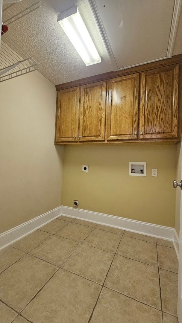 Building Photo - 4 Bedroom 2 Bath Brick Home W. Lee Co