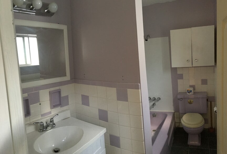 Building Photo - 5212 Keystone St