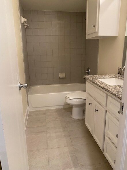 Building Photo - 11604 Main Cypress Dr