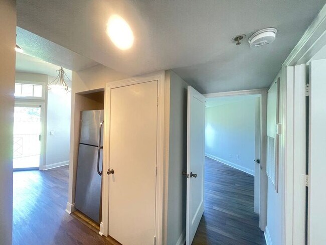 Building Photo - 7310 Westpointe Blvd