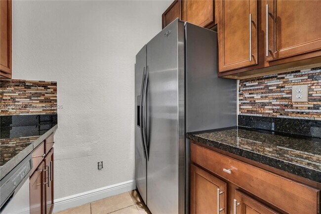 Building Photo - 936 SW 147th Ave