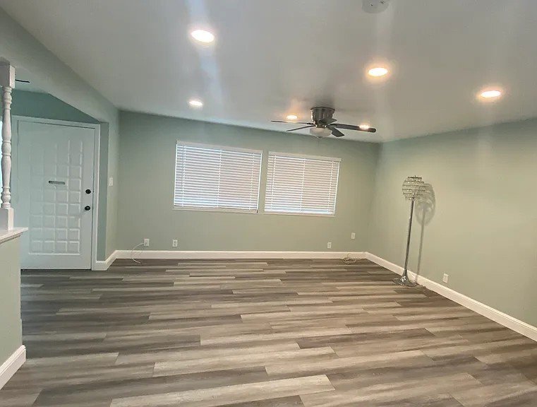 Building Photo - 1362 Del Rio Cir
