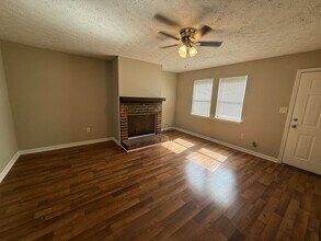 Building Photo - 1735/1737 Cedar Shoals Dr