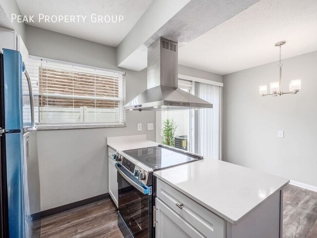 Building Photo - 4507 Westborough Dr W