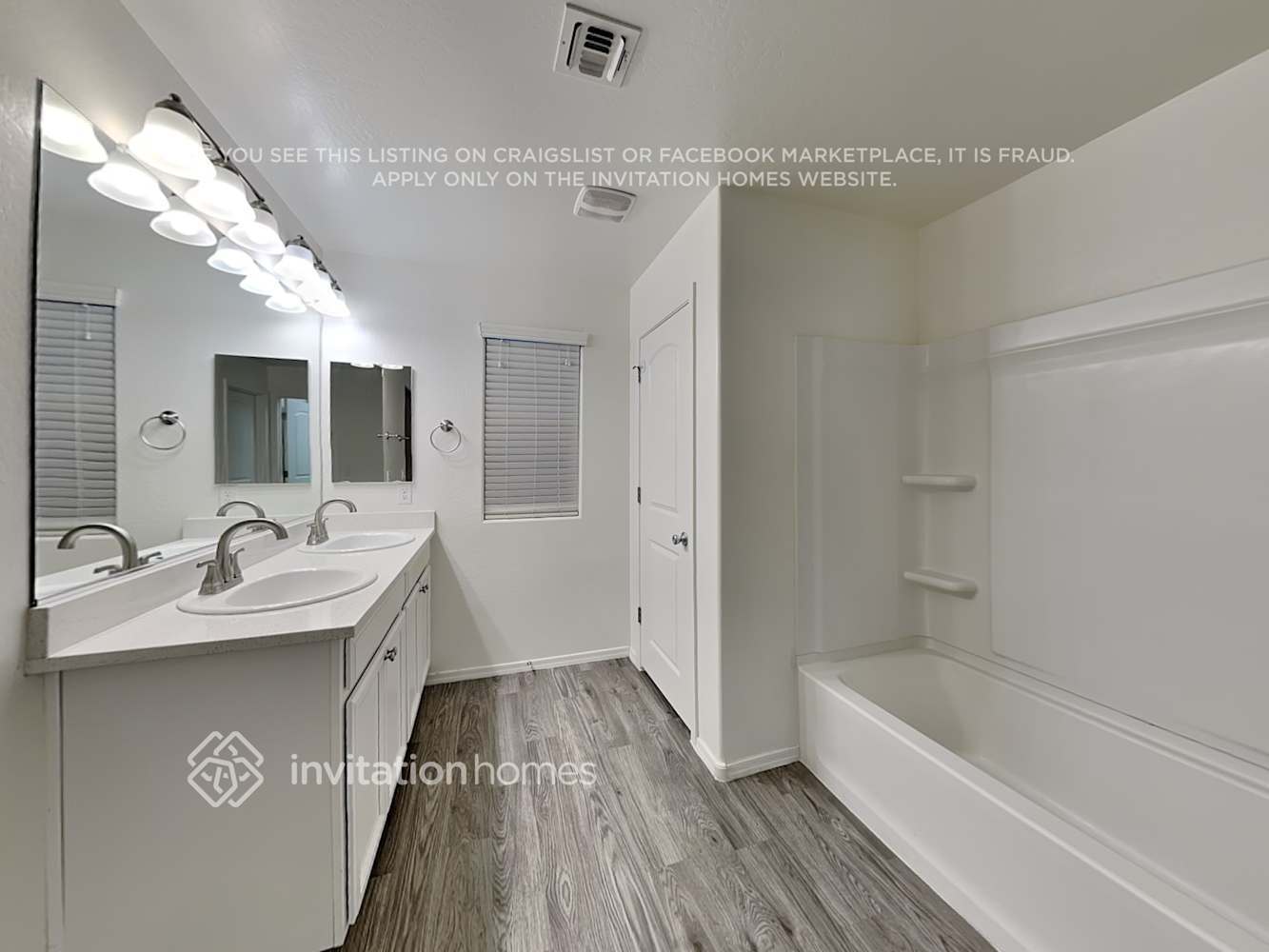 Building Photo - 1102 Canyonlands Ct