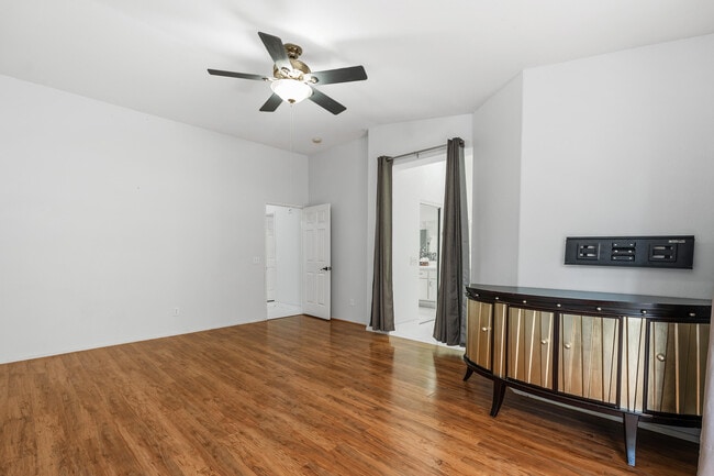 Building Photo - 78895 Morning Star Way