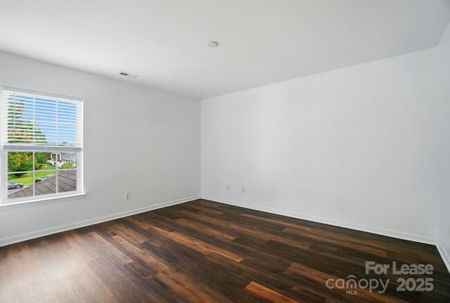 Building Photo - 10316 Stineway Ct