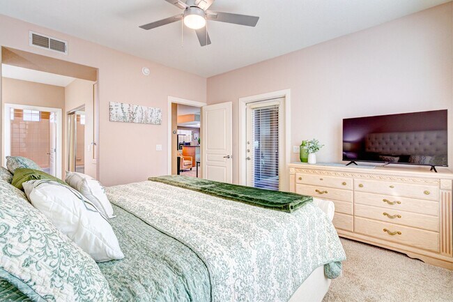 Building Photo - Furnished Retreat in Scottsdale