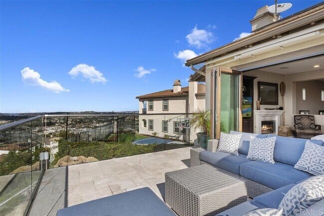 Building Photo - One of Kind Executive Home, Available Augu...