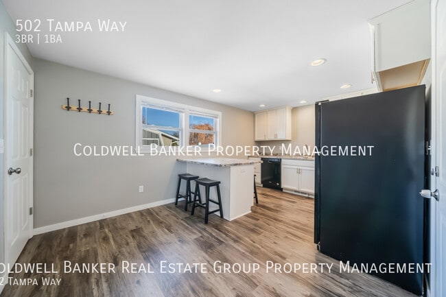 Building Photo - 502 Tampa Way