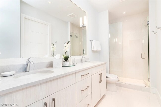 Building Photo - 101 8th St S