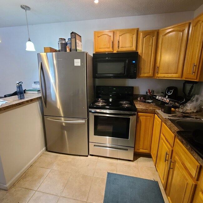 new appliances! - 811 Marvin St
