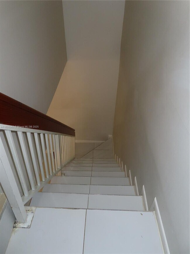 Building Photo - 13894 SW 65th Terrace