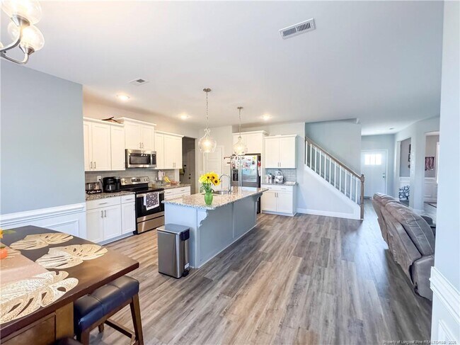 Building Photo - 509 Amusement Dr