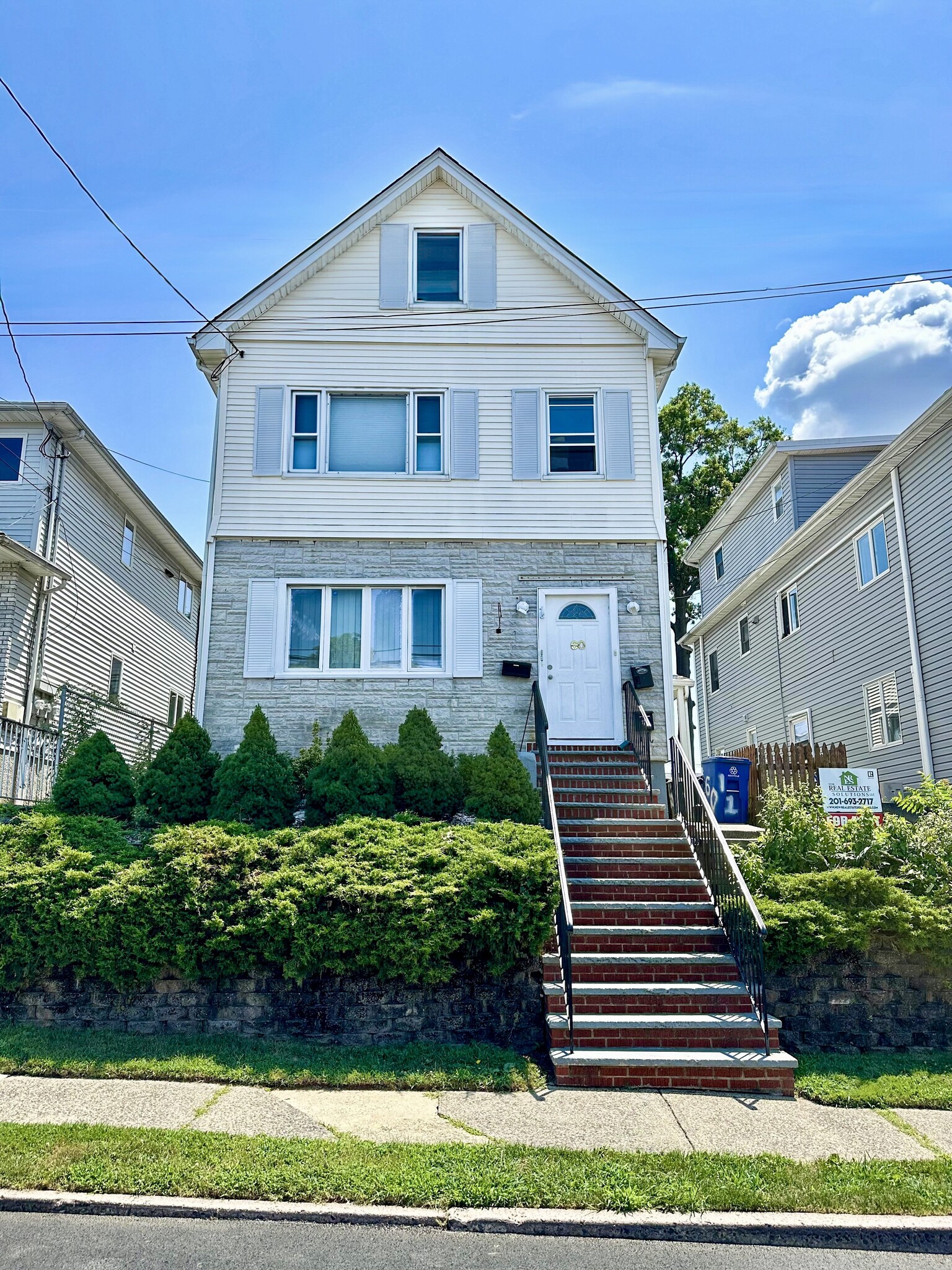 Exterior - 60 Morrissee Ave