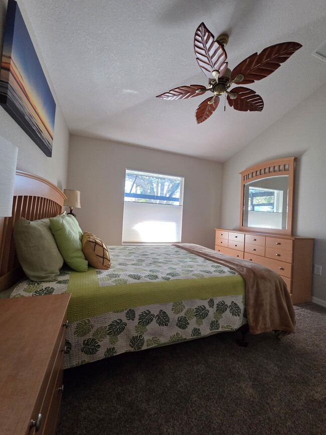 Building Photo - 1769 Manasota Beach Rd