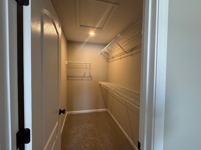 Building Photo - 508 Glenhaven Wy