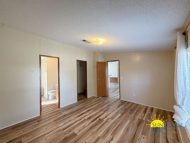 Building Photo - Nice 3 Bedroom Home in Fort Walton!