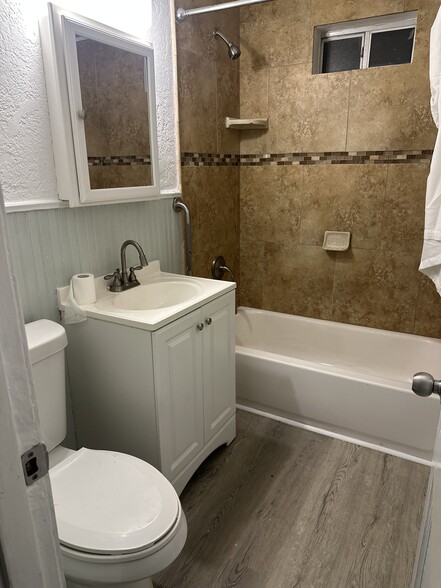 Full bathroom including shower tub combo - 2312 53rd St