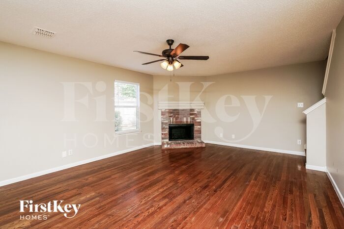 Building Photo - 3114 Melrose Dr
