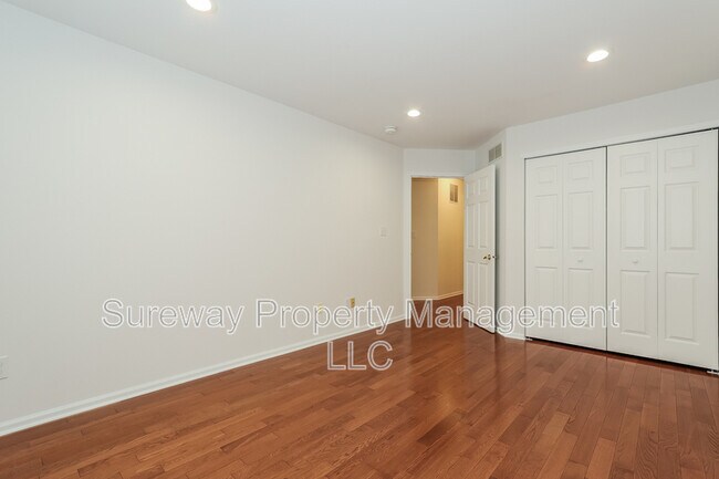 Building Photo - 18 Leighton Dr