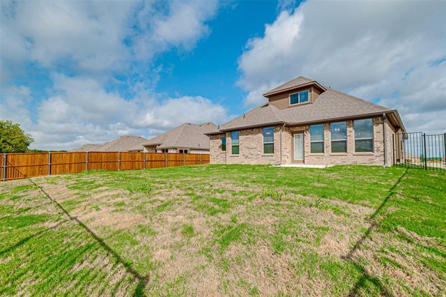 Building Photo - 327 Sweetspire Dr