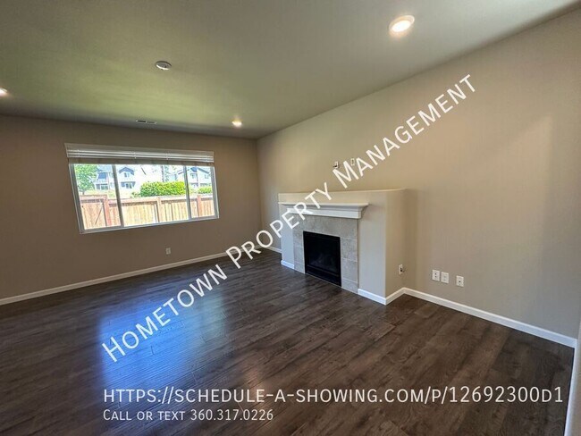 Building Photo - 3332 Juno Ct NE