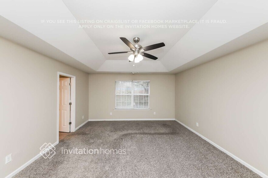 Building Photo - 2230 Valley Creek Dr