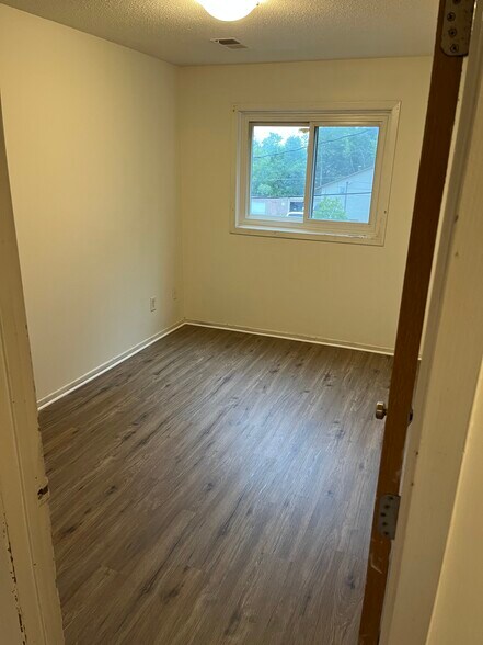 Building Photo - 1430 Case Ave
