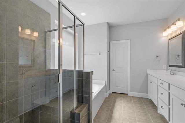 Building Photo - 3738 Norwood Ave