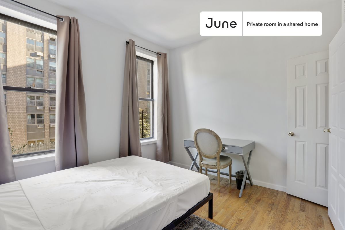 Building Photo - Room in Shared 3 bed/1 bath home