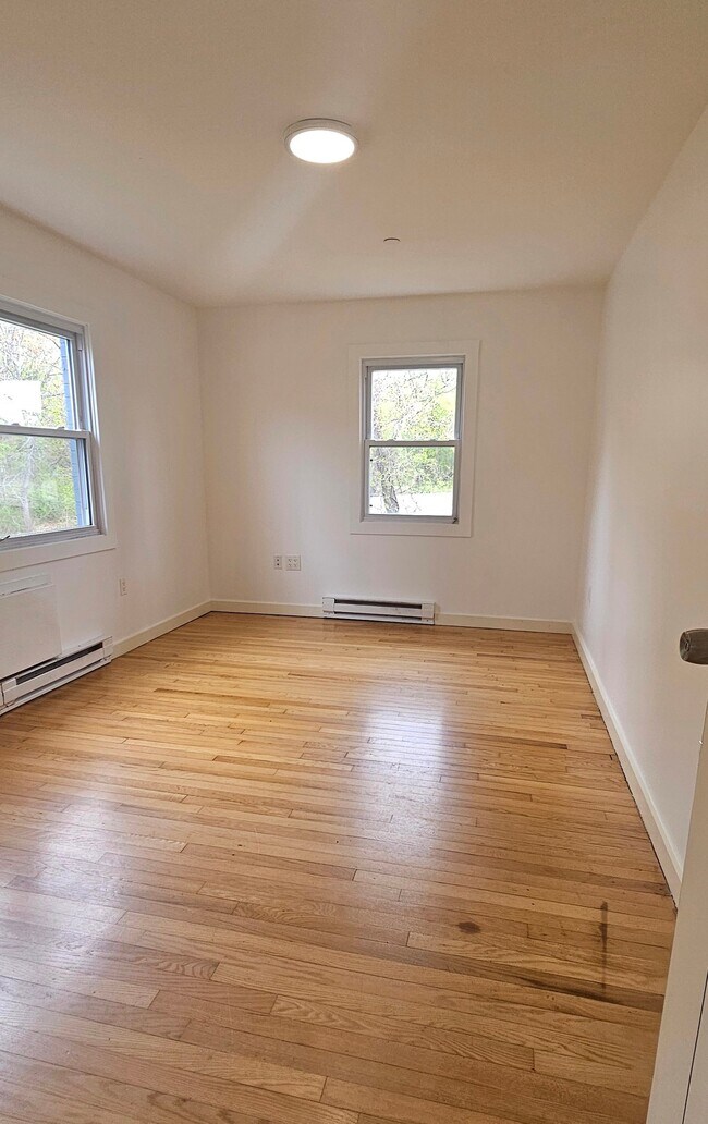 Building Photo - 35 Springside Ave