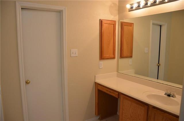 Building Photo - 1205 Eastwick Dr