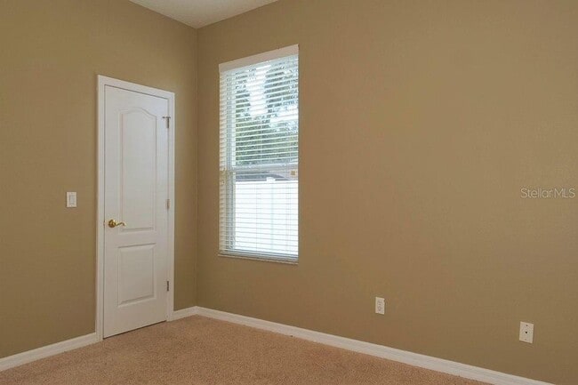 Building Photo - 4906 E Lake Cove Blvd