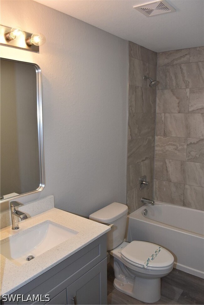 Building Photo - 3761 Casco Cir