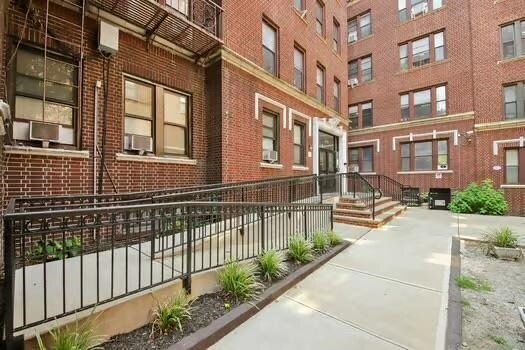 Building Photo - 275 Harrison Ave